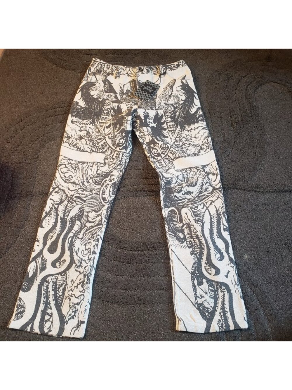 NWT Rebel Vengeance Tapestry Jeans Size 30 Gothic Crown Eagle Baroque
